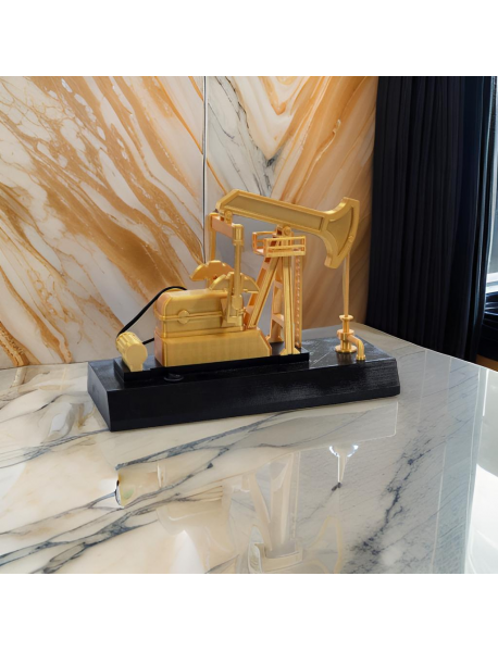 Hareketli Petrol Pompası Atbaşı Maketi Gold 3D